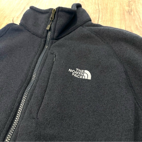 Men’s North Face Fleece Jacket - Picture 3 of 4